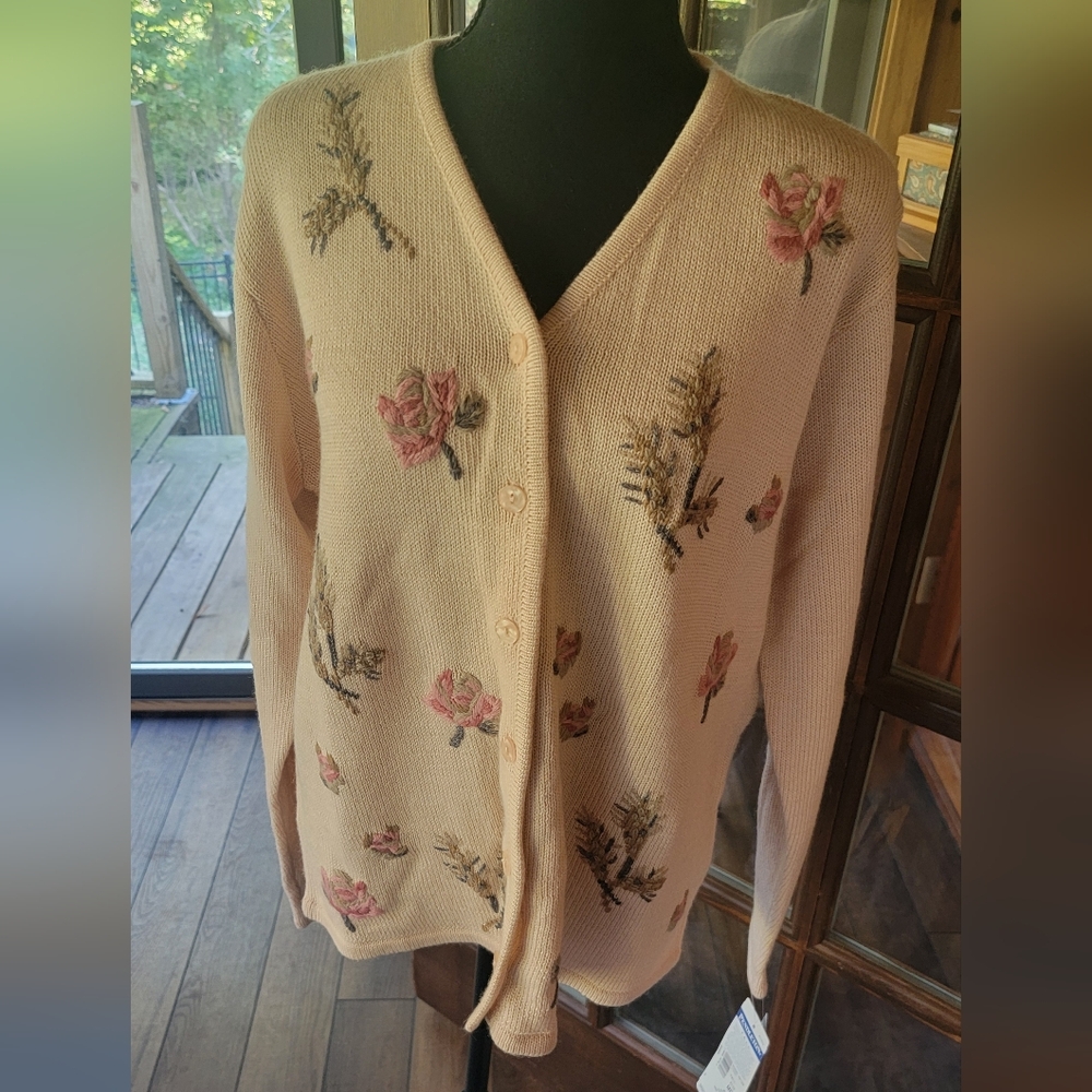 Vintage Pendelton Floral Embroidered Women's Sweater